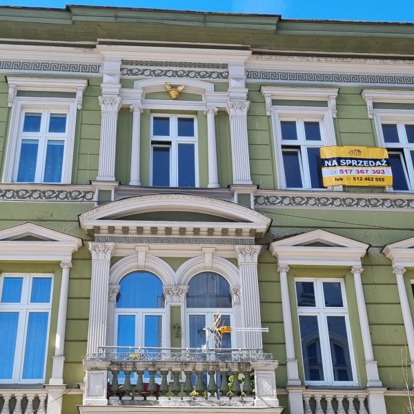PRESTIŻOWY LOKAL W SERCU INOWROCŁAWSKIEJ STARÓWKI ✨ 📍 Główny Deptak ul. Królowej Jadwigi | Widok na Teatr i pasaż handlowy
