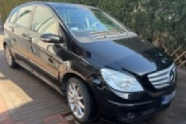 | Mercedes-Benz Klasa B 170, rok 2007, pojemność 1.6 benzyna