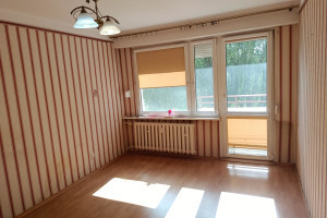 |Sprzedam mieszkanie 39 m2, II piętro na Osiedlu Piastowskim w INOWROCŁAWIU