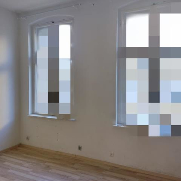 Sprzedam mieszkanie 38 m2 w kamienicy w centrum INOWROCŁAWIA