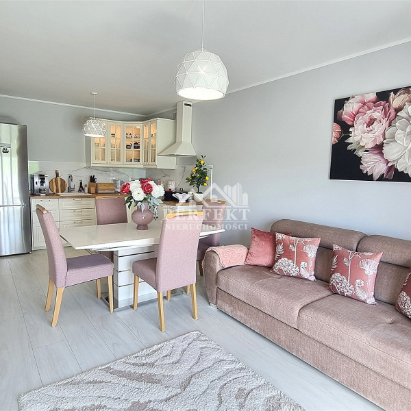 Luksusowy apartament 63,24 m² z 2024 roku z całkowitym umeblowaniem w otoczeniu natury i lasu ~ 15 min od miasta Inowrocławia !