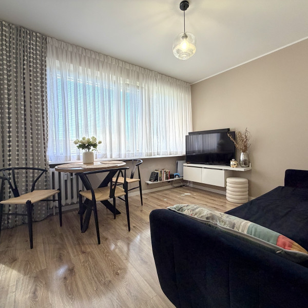 2 pokoje na osiedlu Piastowskim | 1 piętro