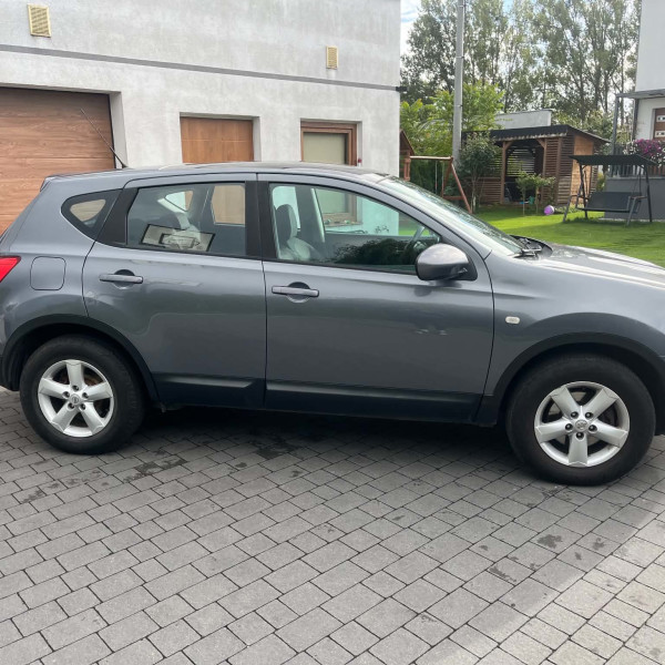 Zadbany Nissan Qashqai I 1.6