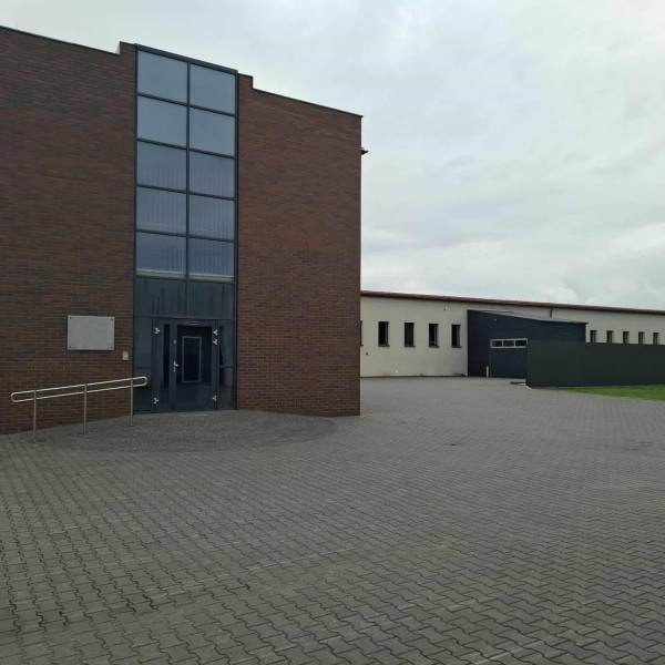 Obiekty handlowe na wynajem 