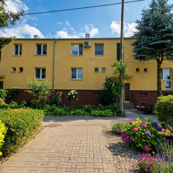 Na sprzedaż mieszkanie - 3 pokoje, 60,75 m², I piętro, bezpłatne 2 miejsca parkingowe, prawie 20 m² piwnic - Jaksice, 8 km od Inowrocławia