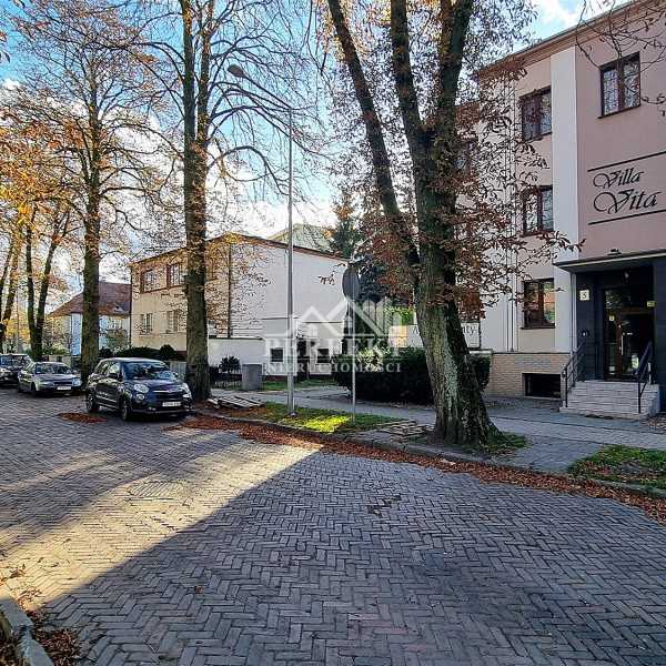 Na sprzedaż wyjątkowe, bezczynszowe mieszkanie w willi przy Parku Solankowym + garaż murowany !