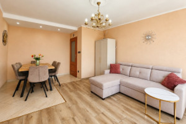 |Mieszkanie przy Solankach! Komfortowe 3 pokoje, duży balkon!