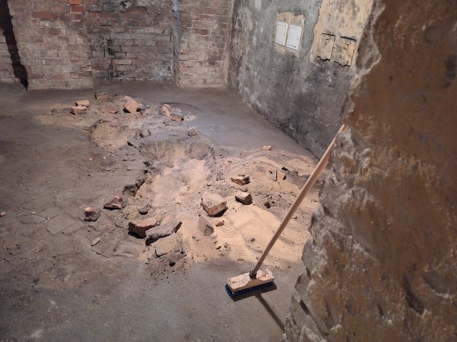 674719636e651_o_medium.max-900x900.format-webp-lossless