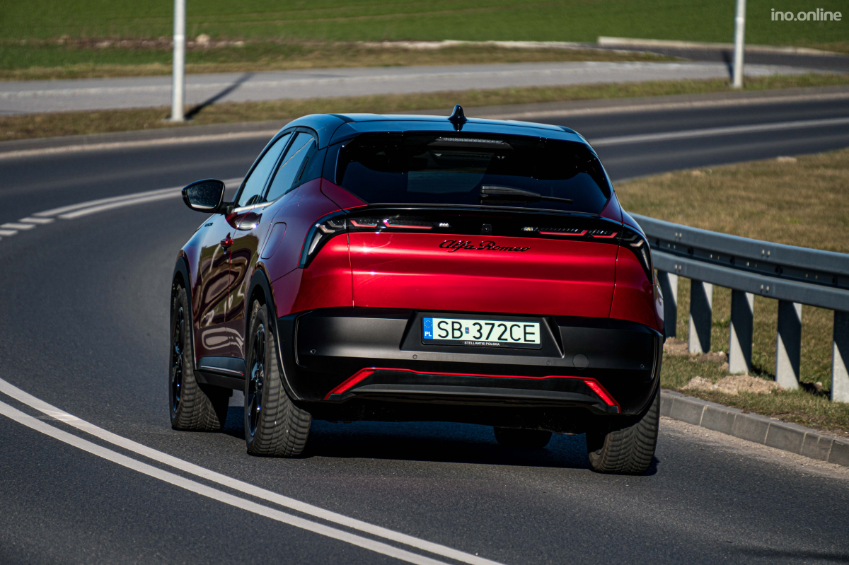 Firefly 20250319082347