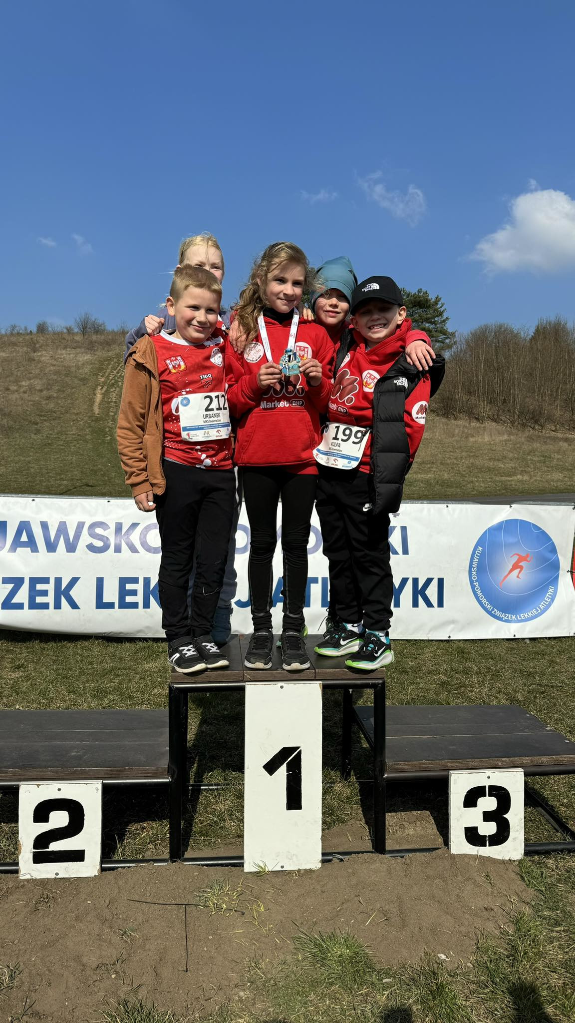 received_1569018070462291