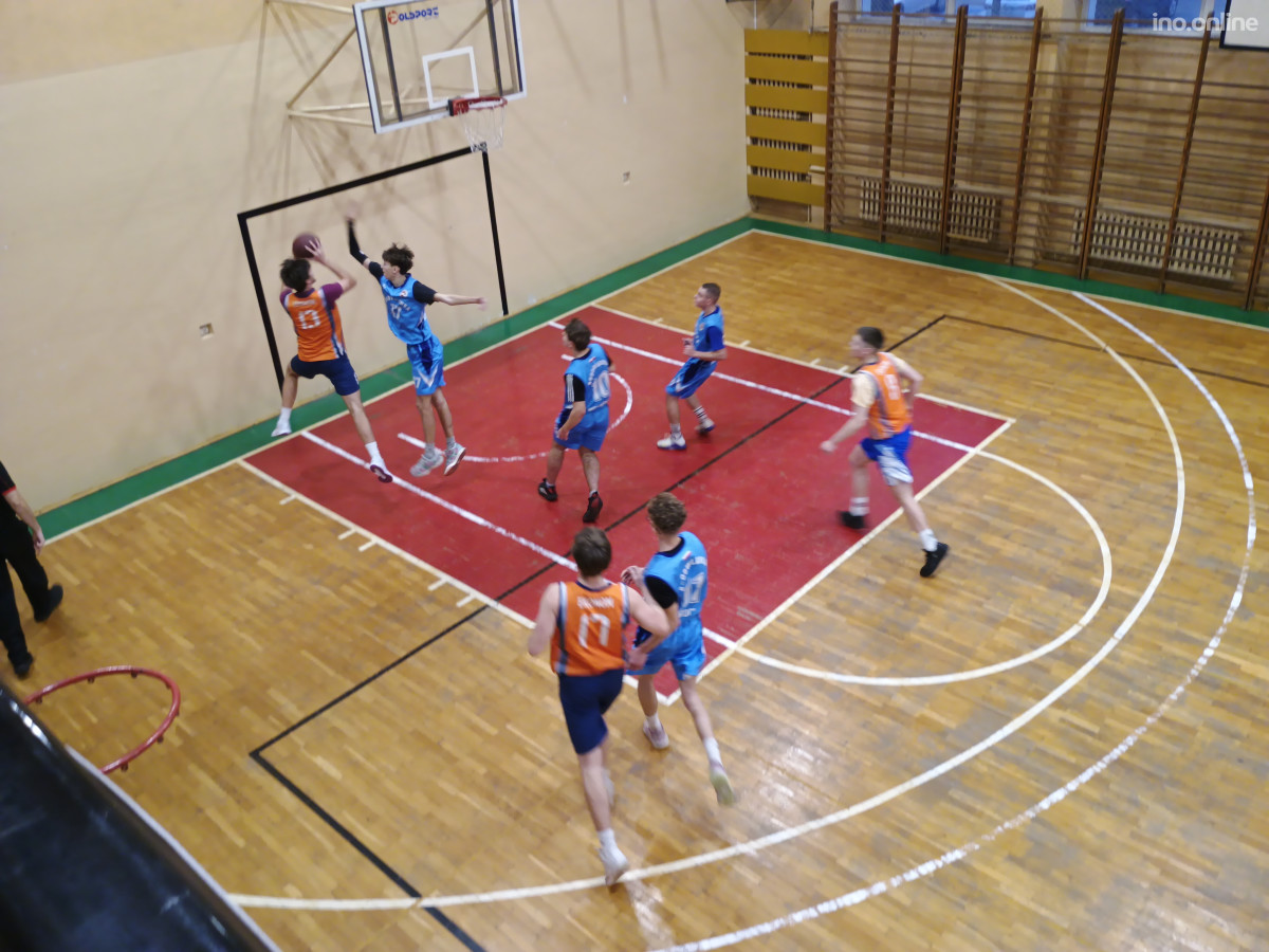 IMG_20251204_142540989_BURST000_COVER