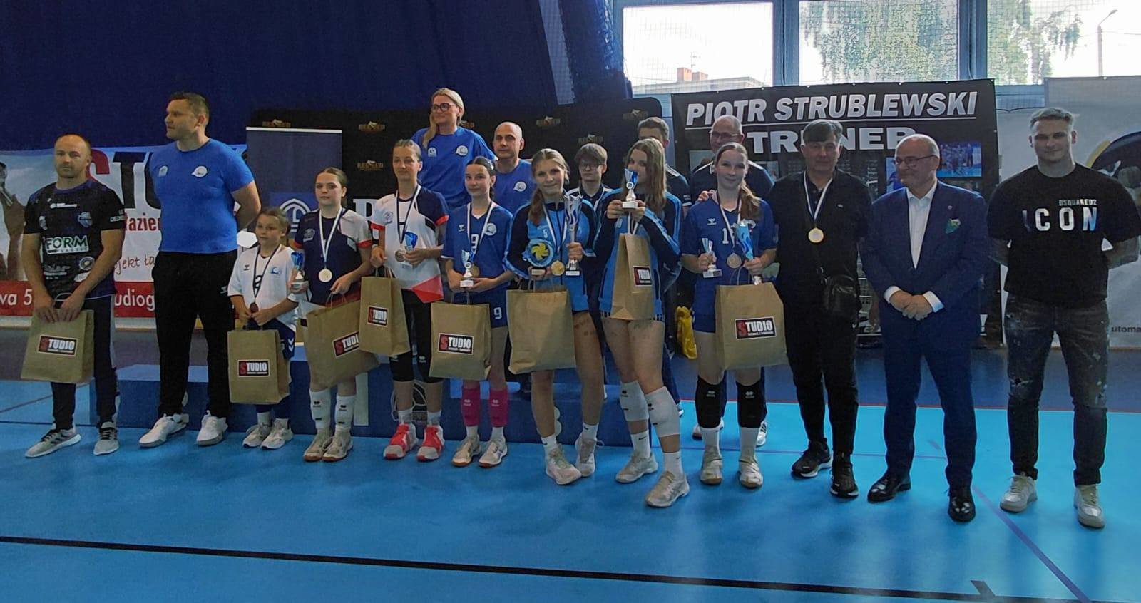 QEM-250607 - Sport, pasja, integracja v (1)