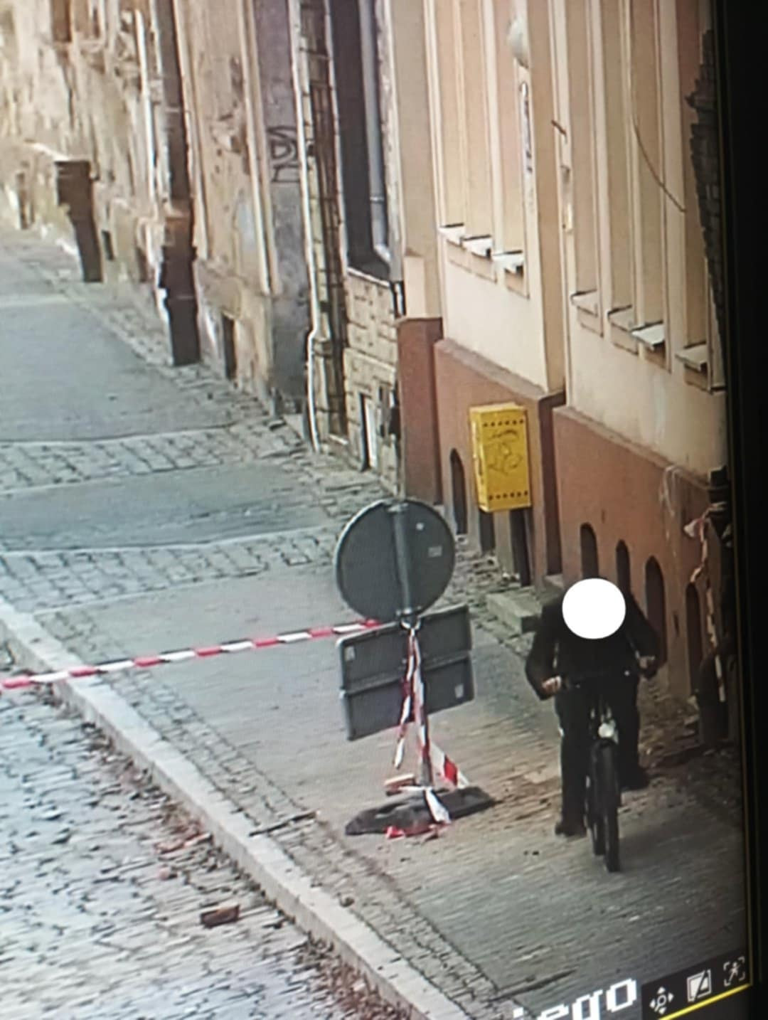 601880094_1386908843228607_3878222851213212263_n