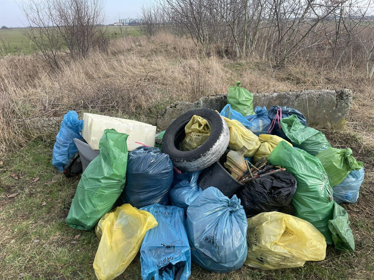 624b33e0-5fac-40f6-8978-3b1036355178