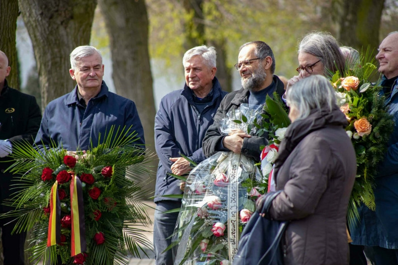 messenger_creation_e3bf6c10-8ecd-4928-8dd7-0bd75d1fac58