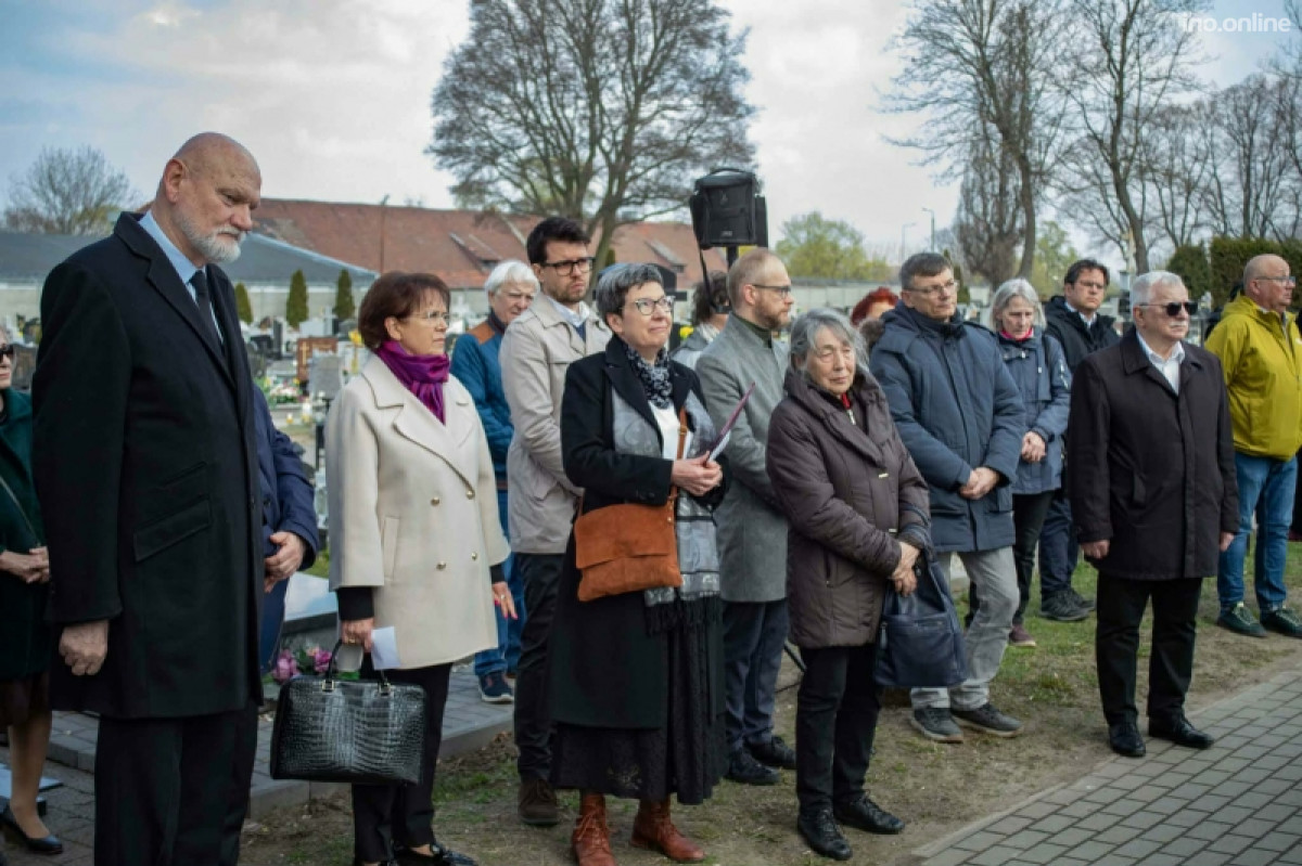 messenger_creation_46b54028-ed28-491f-976c-033c0dc61d9e