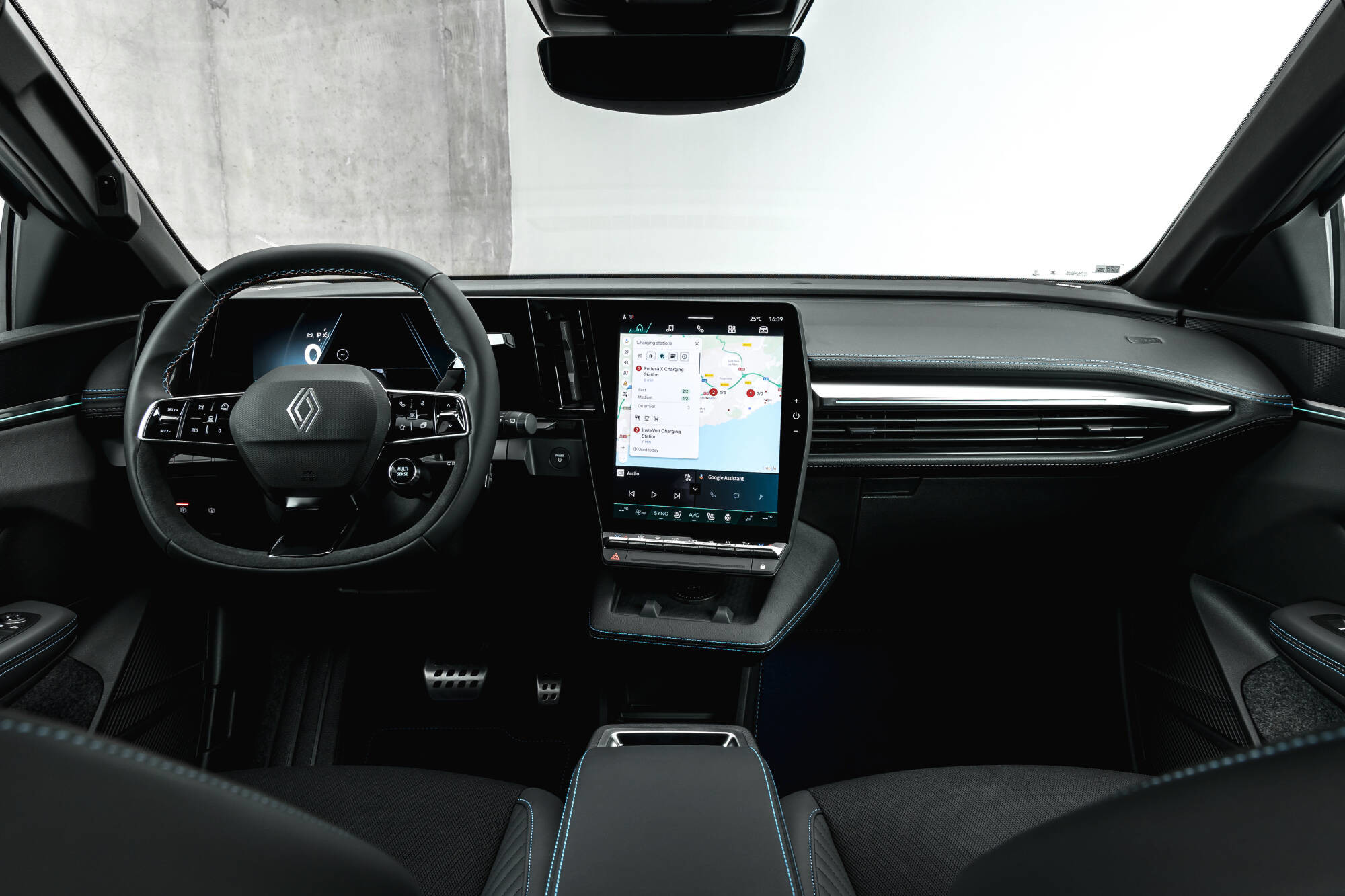new-renault-megane-e-tech-electric-3
