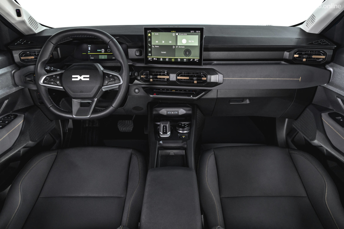 dacia-striker-hybrid-150-42154_15