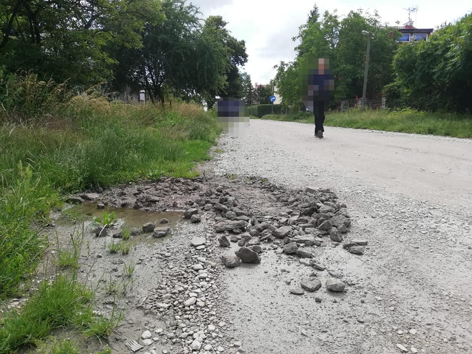 104957586_688975215288454_6162465902459533109_n