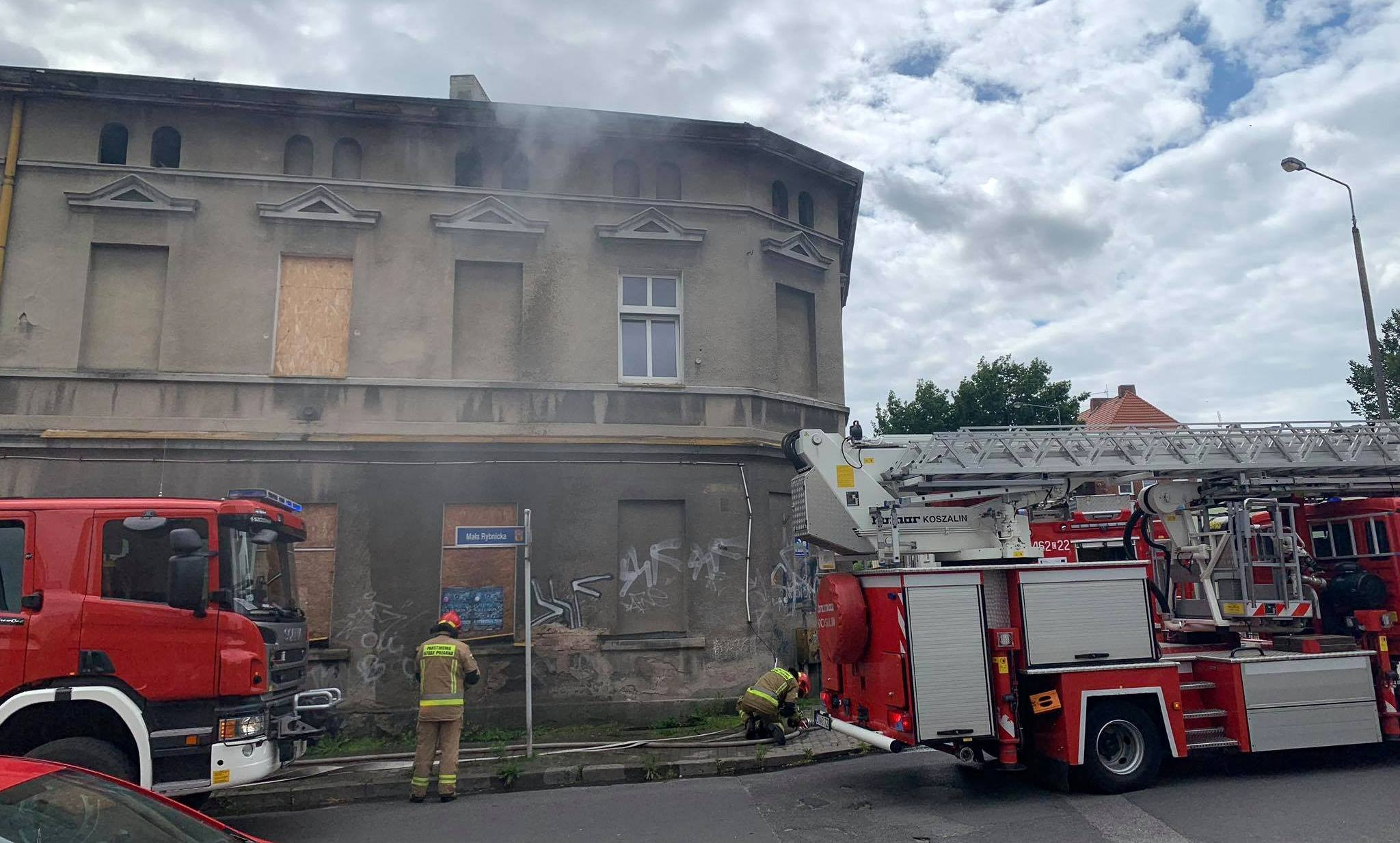 109295308_885636458614196_561246158442738502_n-002