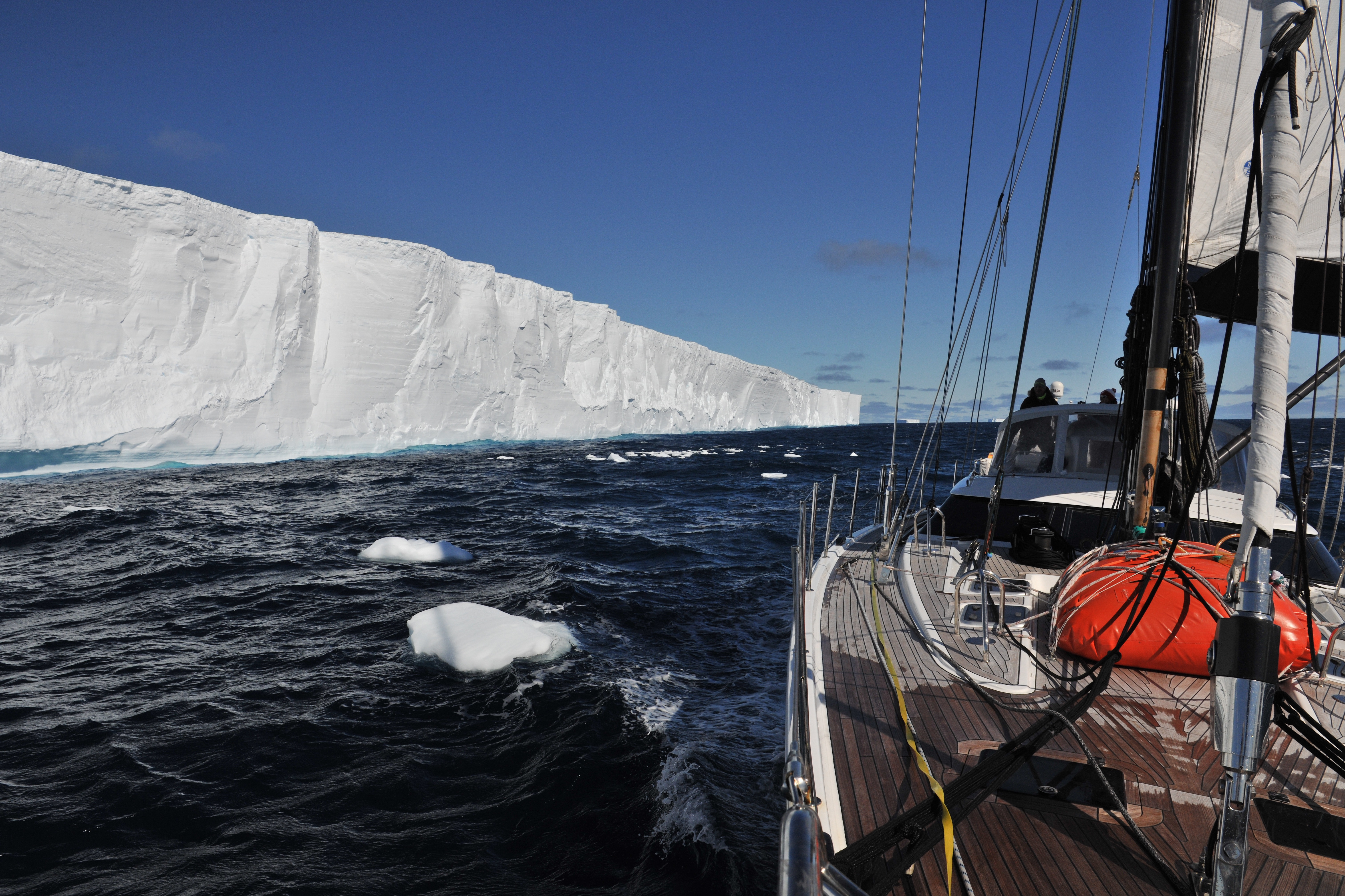the circle around Antarctica 71
