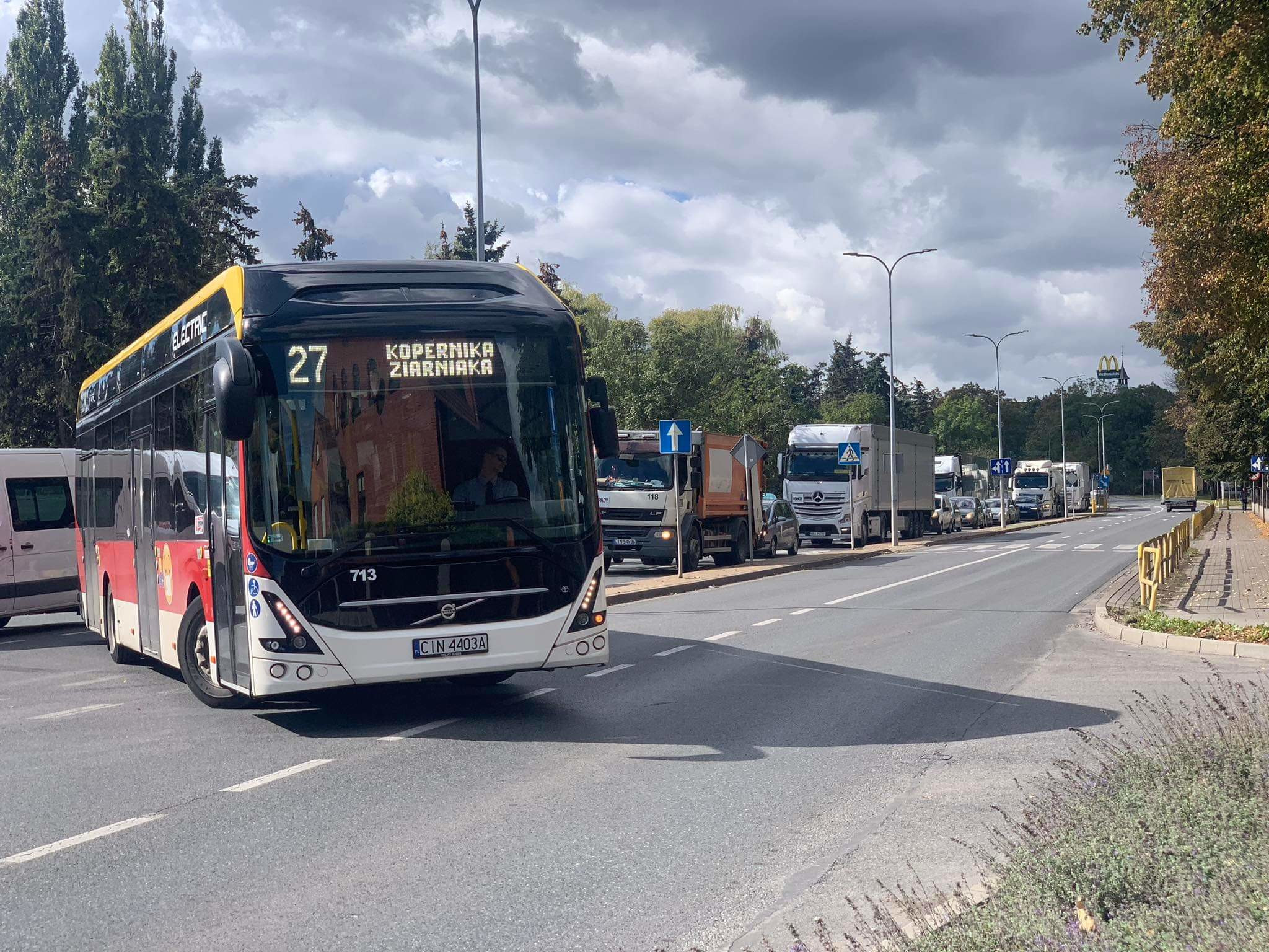 received_458431759573925