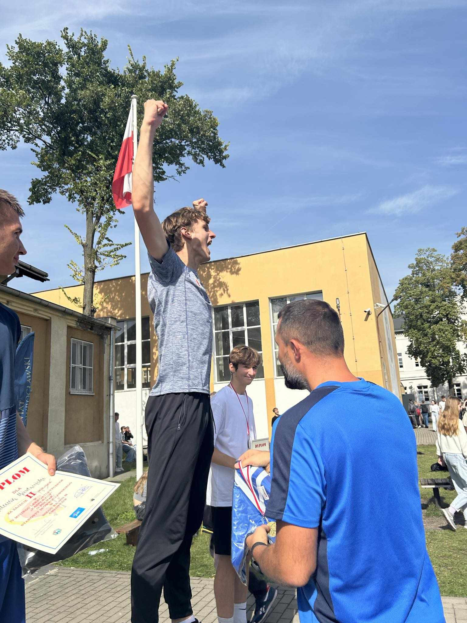 Messenger_creation_F813B459-86A9-43D6-8F42-FA8E4DE13252