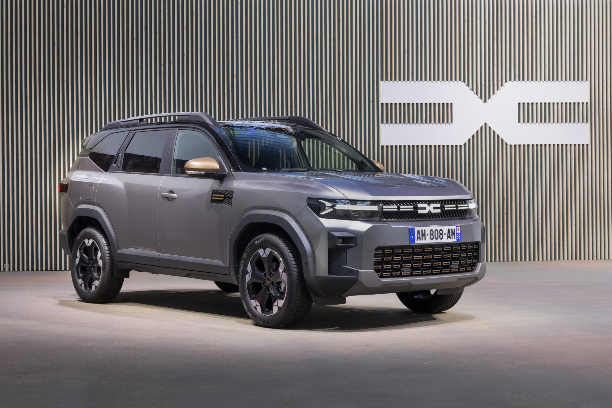 all-new dacia bigster tce 130 4x4 extreme schiste grey (2)