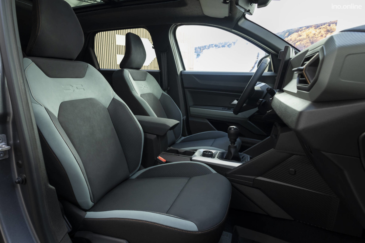 all-new dacia bigster tce 130 4x4 extreme schiste grey