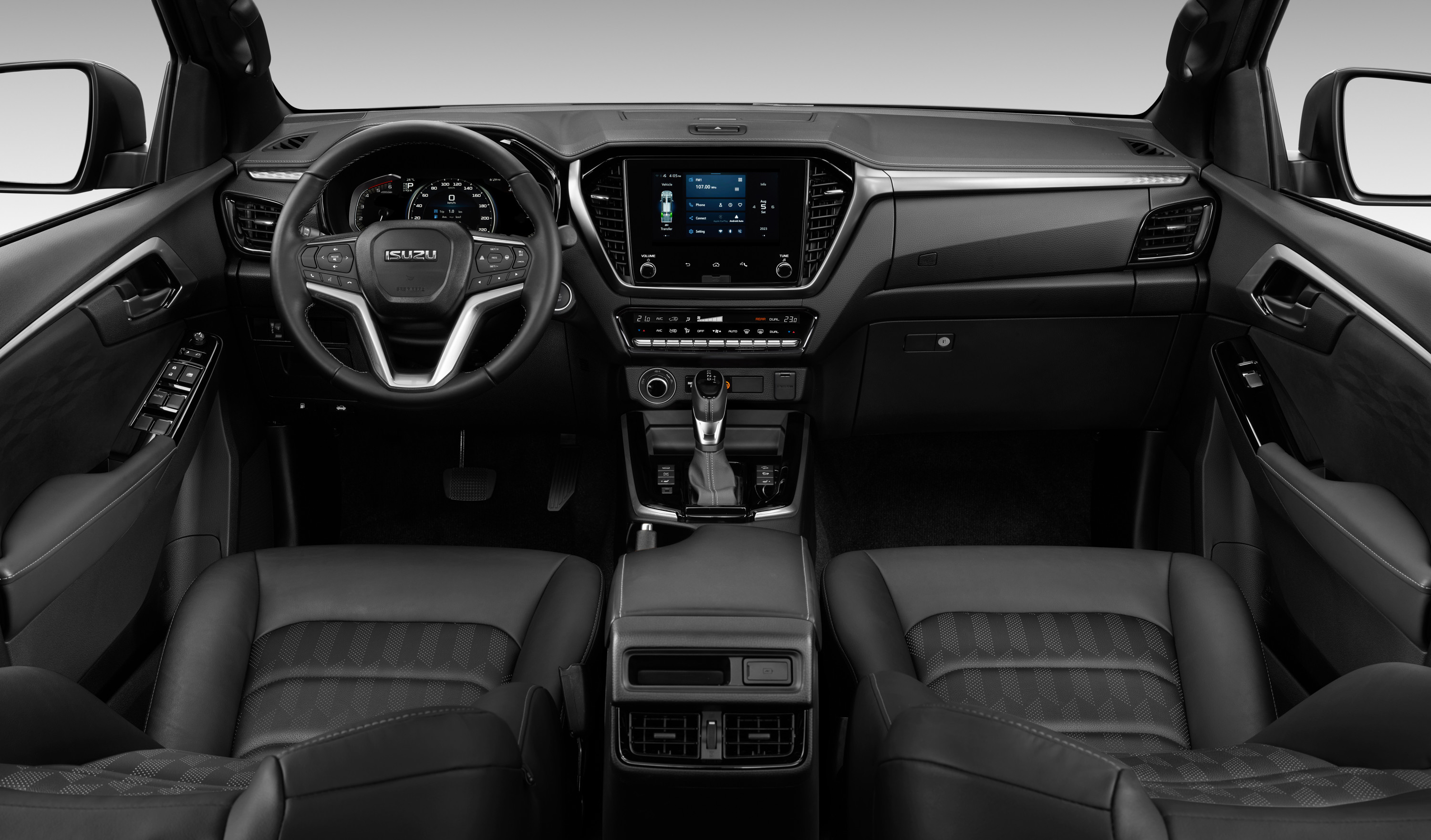 InteriorDashboard_EULHD_RBD_Leather_4x4_AT