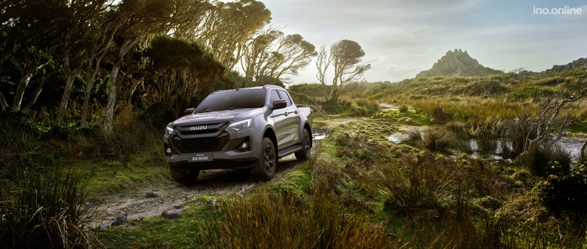 24MYISUZUDMAX_3_EULHD_CREW_RBE_RoofRail