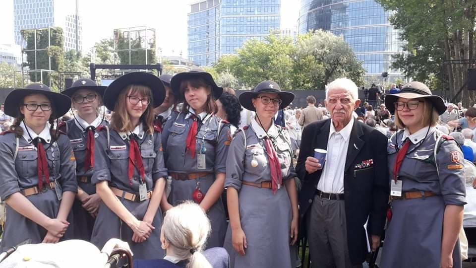 received_2311493342273632