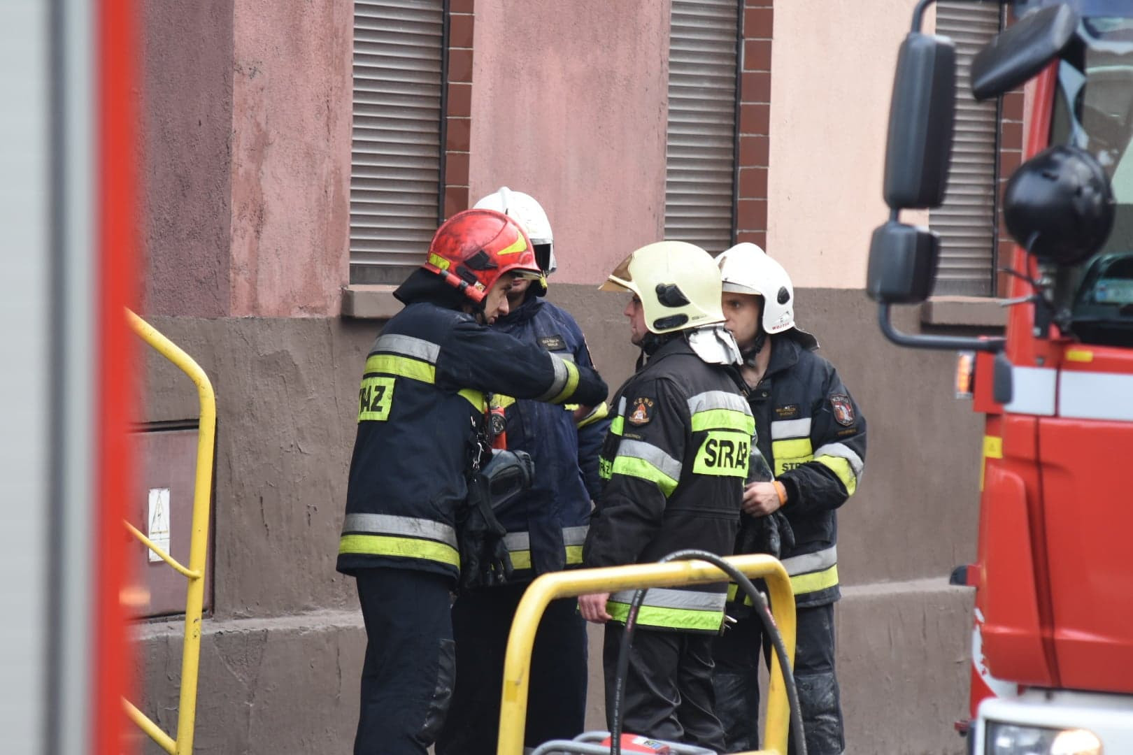 73413124_1421736314644303_423416426003431424_n