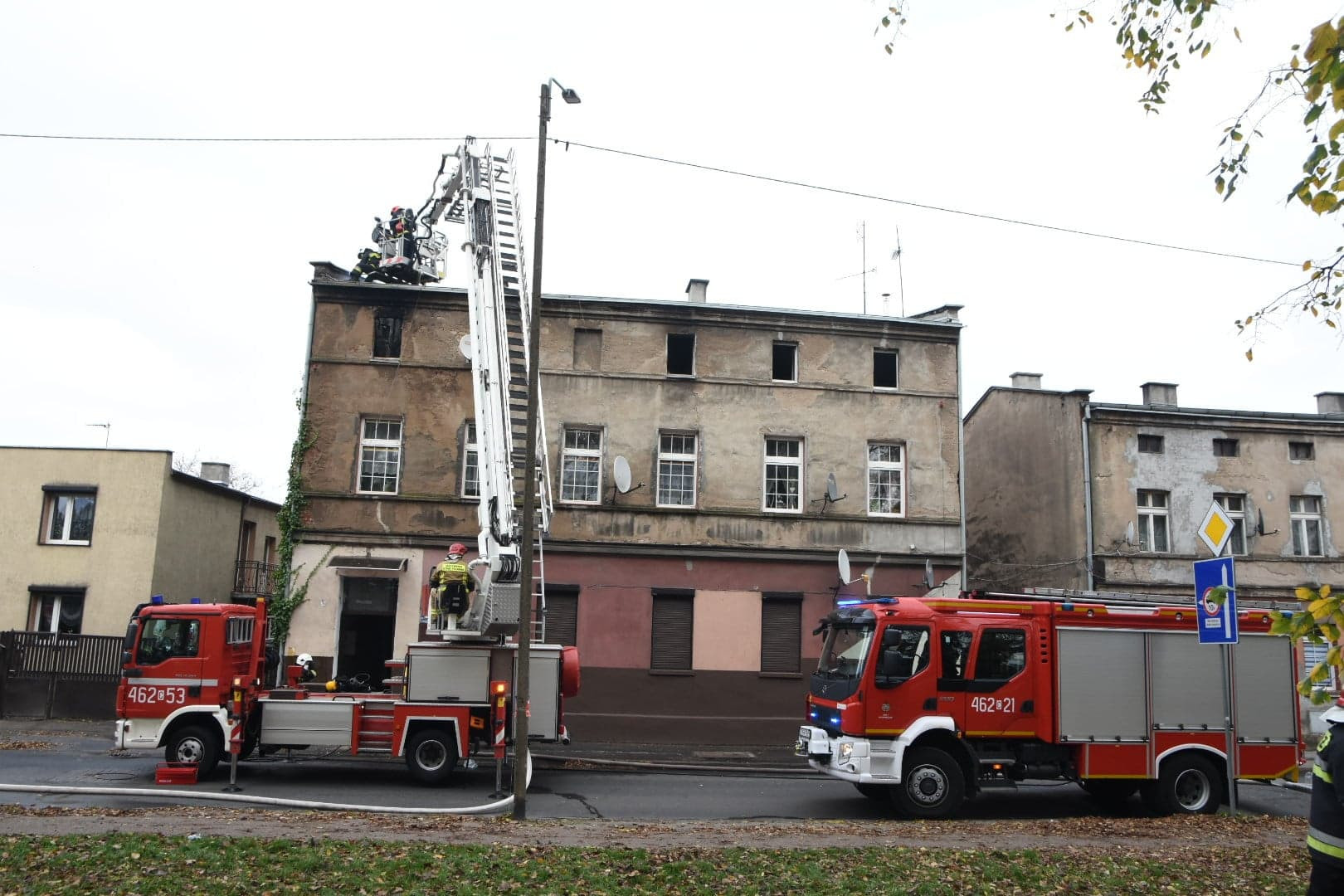 74209785_412807916067137_6508806741319221248_n