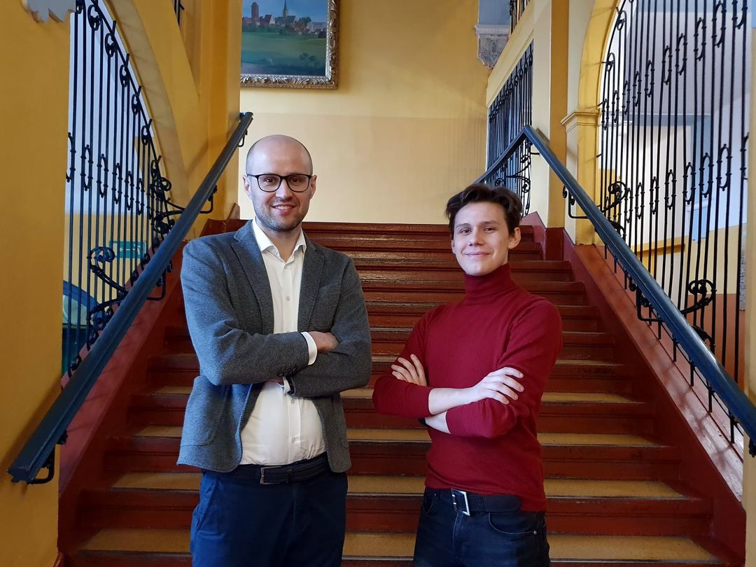 młody historyk z Kaspra