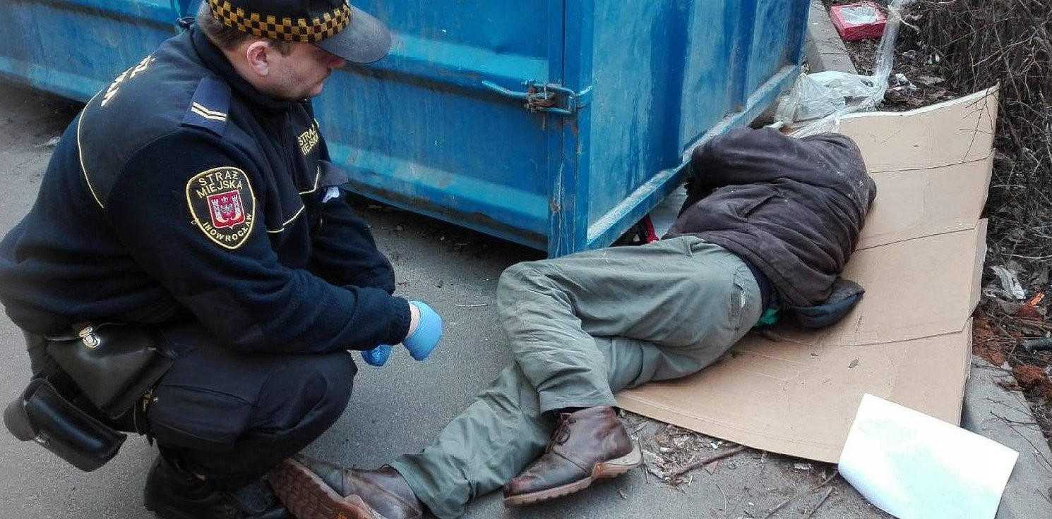 Inowrocław - Policja: Zwracajmy uwagę na bezdomnych