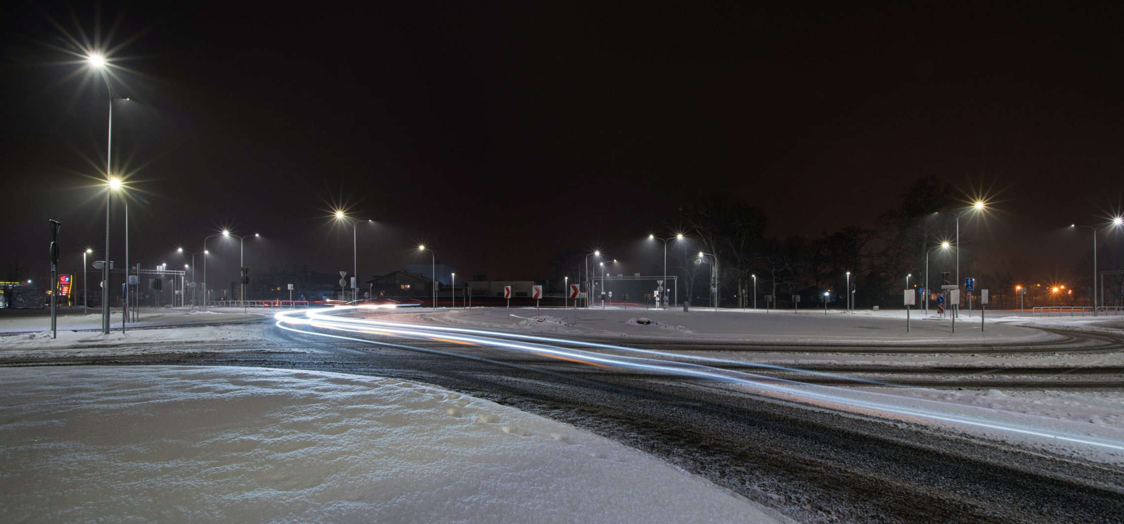 Inowrocław - Nowe rondo w śnieżnej scenerii