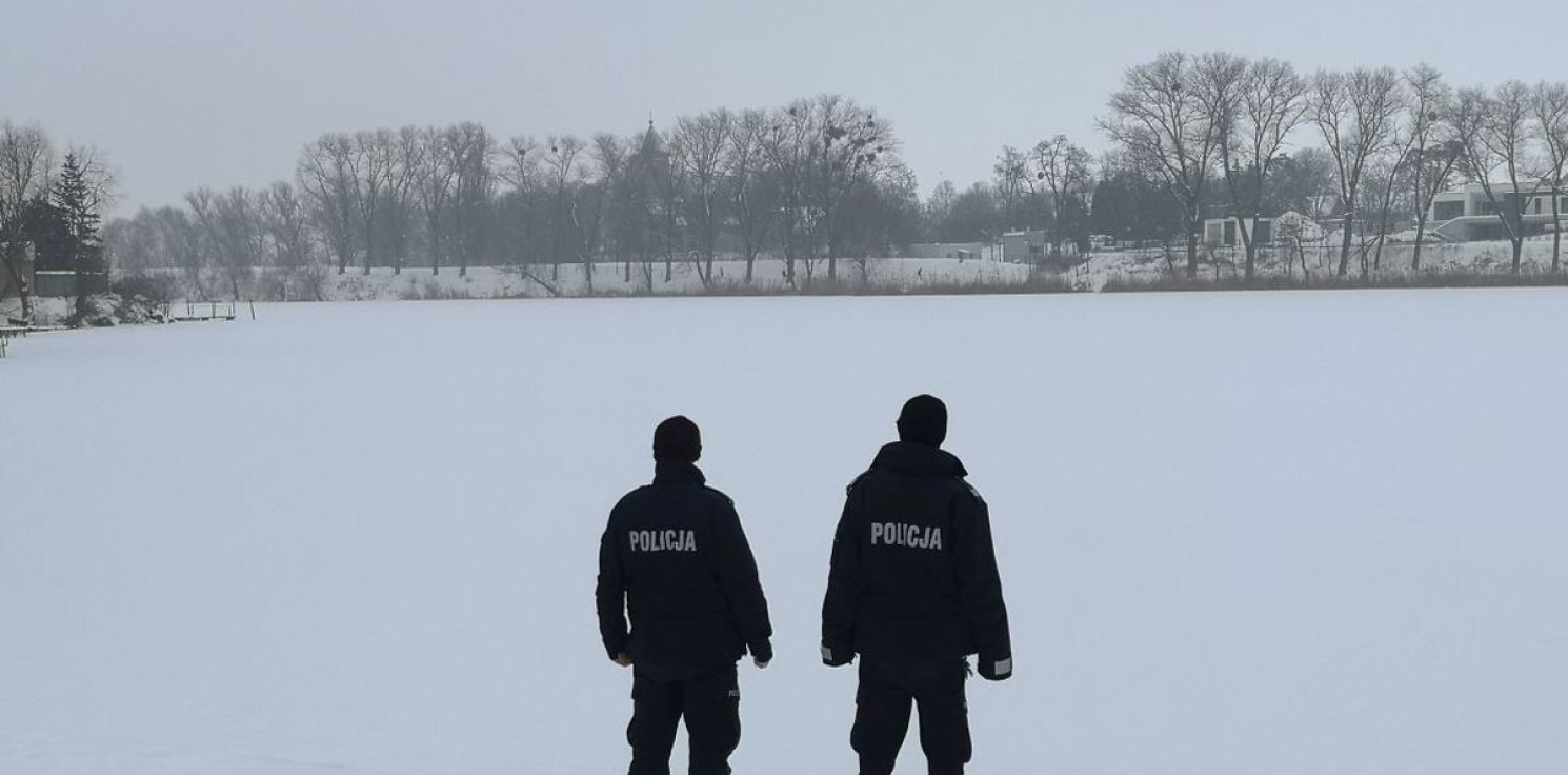 Kruszwica.online - Policja: Lód jest kruchy. Może dojść do tragedii