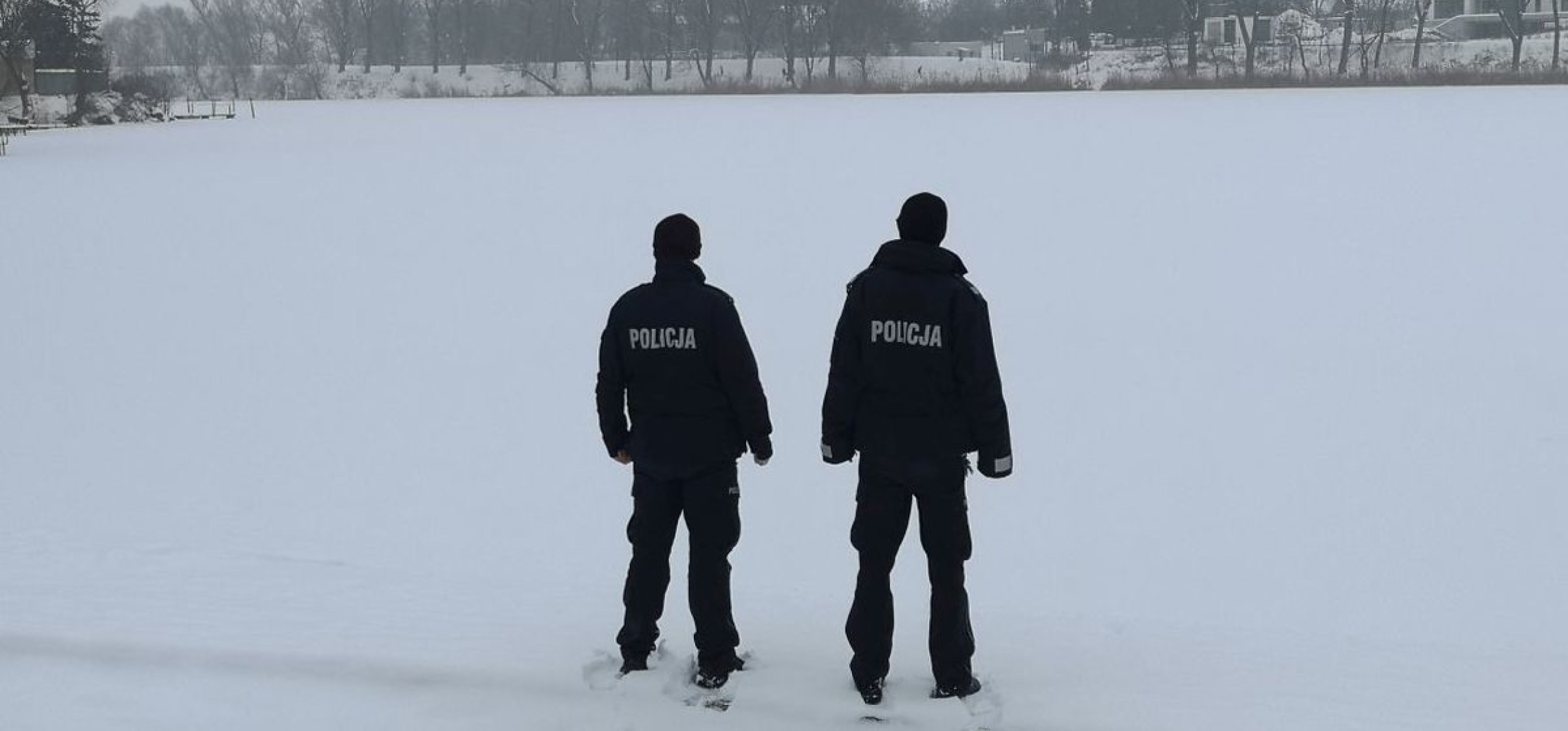 Kruszwica - Policja: Lód jest kruchy. Może dojść do tragedii