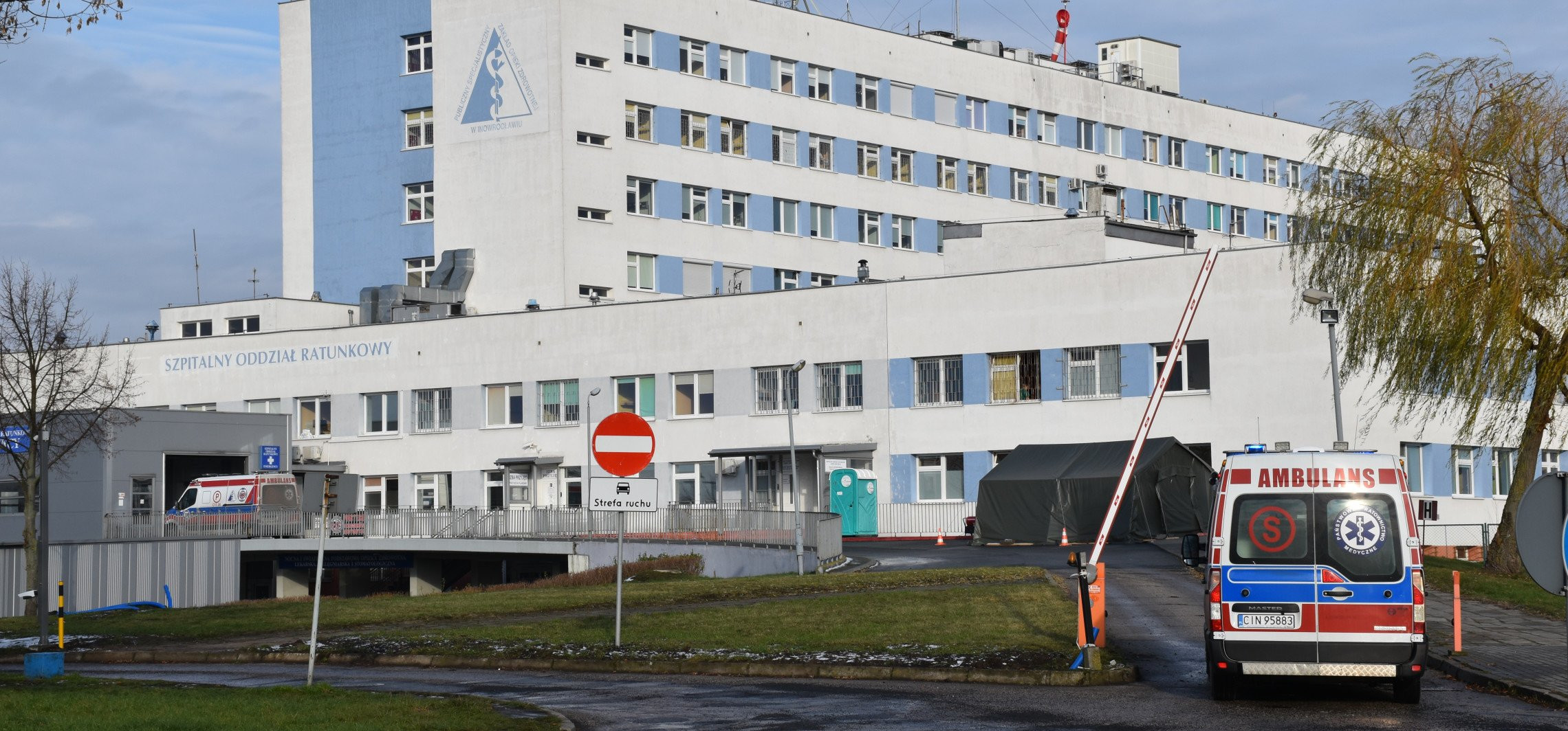 Inowrocław - Dwa szpitalne oddziały nie przyjmują pacjentów