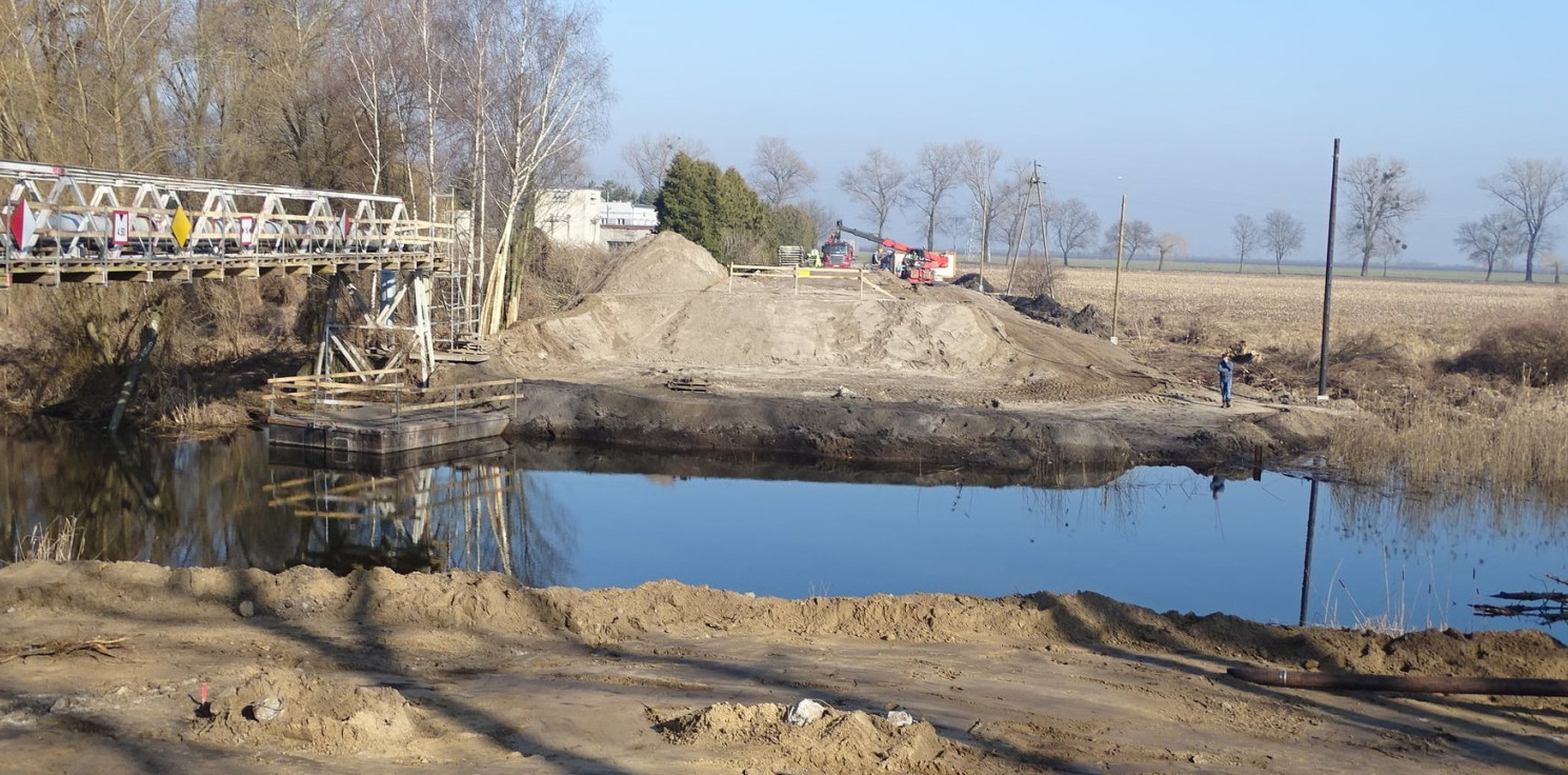 Kruszwica.online - Rozebrali most. Zbudują nowy