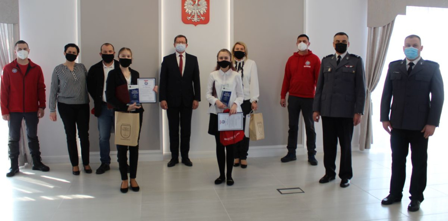 Kruszwica.online - Wezwały pomoc, zostały nagrodzone