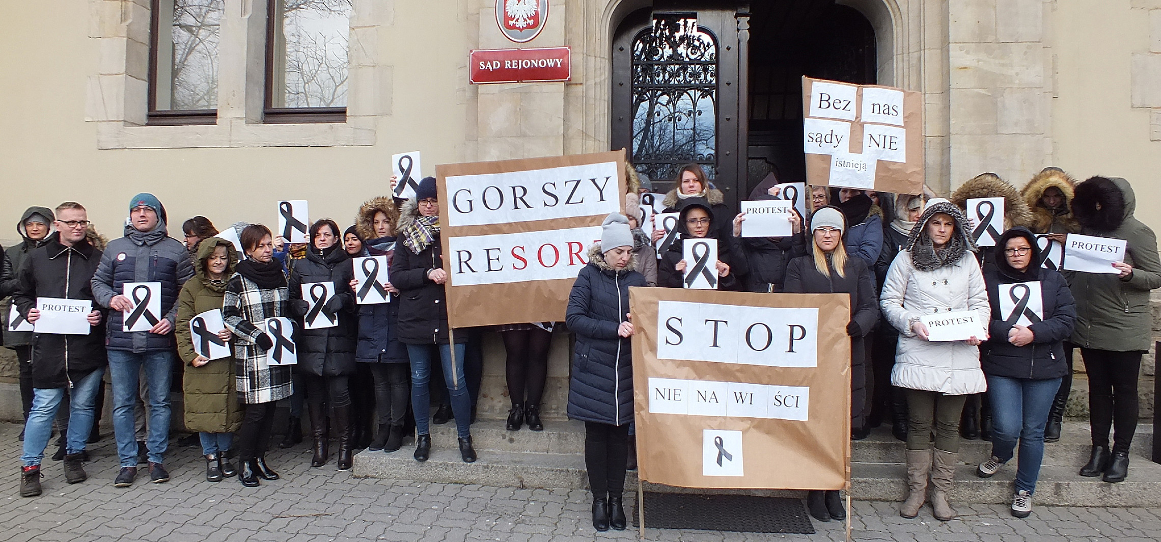 Inowrocław - Pracownicy sądu kontynuują protest