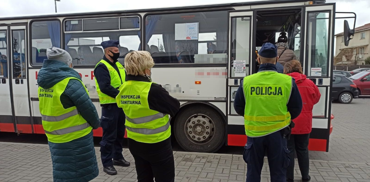 Region - Posypały się mandaty za nieprzestrzeganie obostrzeń