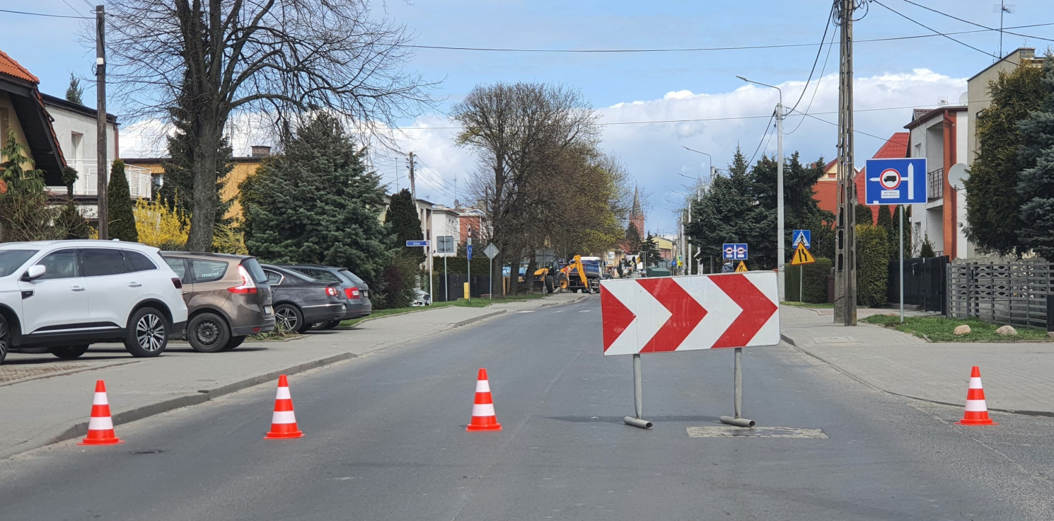 Inowrocław - Zamknięta ważna ulica, przez awarię wodociągu