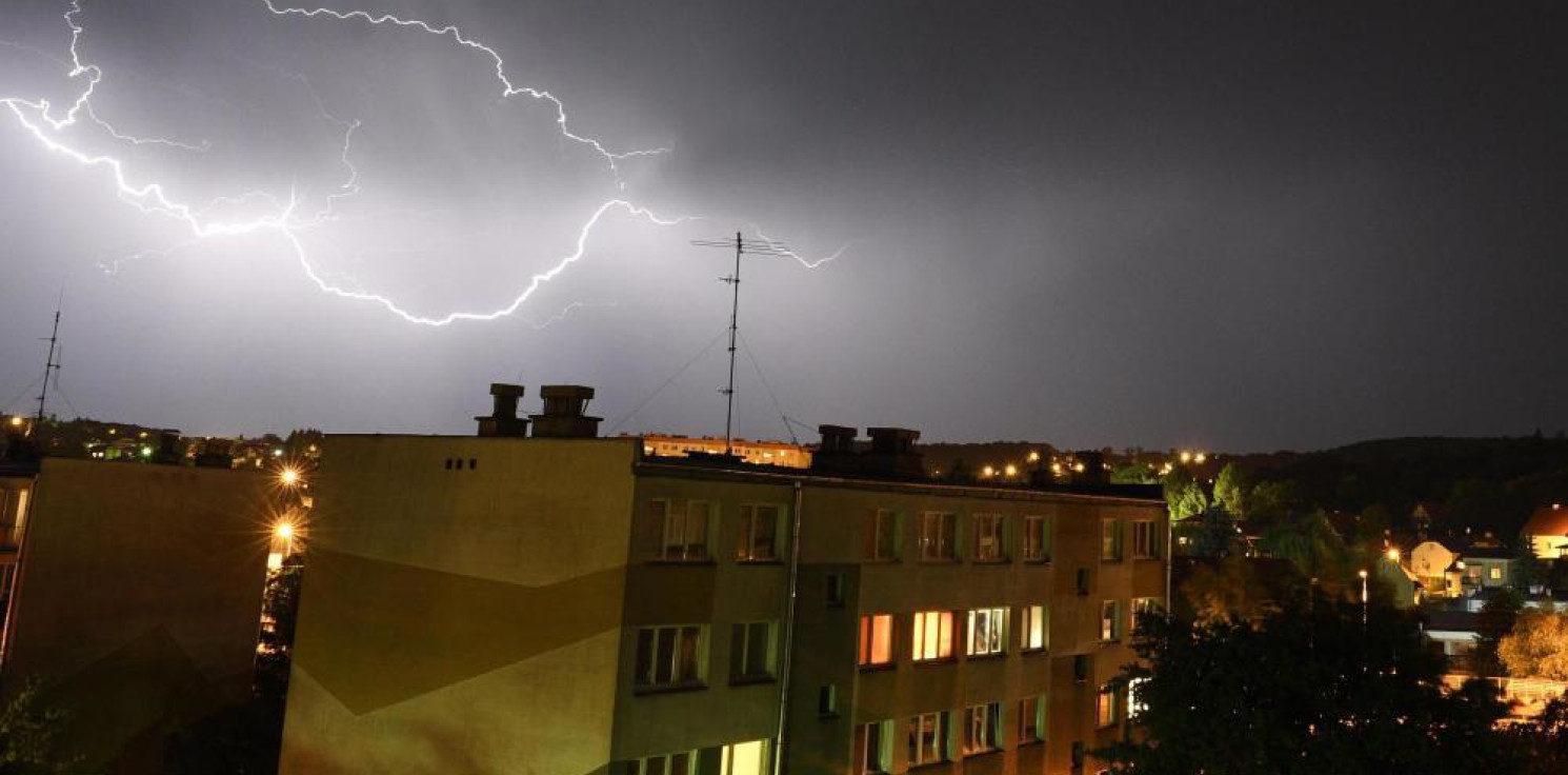 Kraj - Synoptyk IMGW: burzowy weekend, ale będzie ciepło