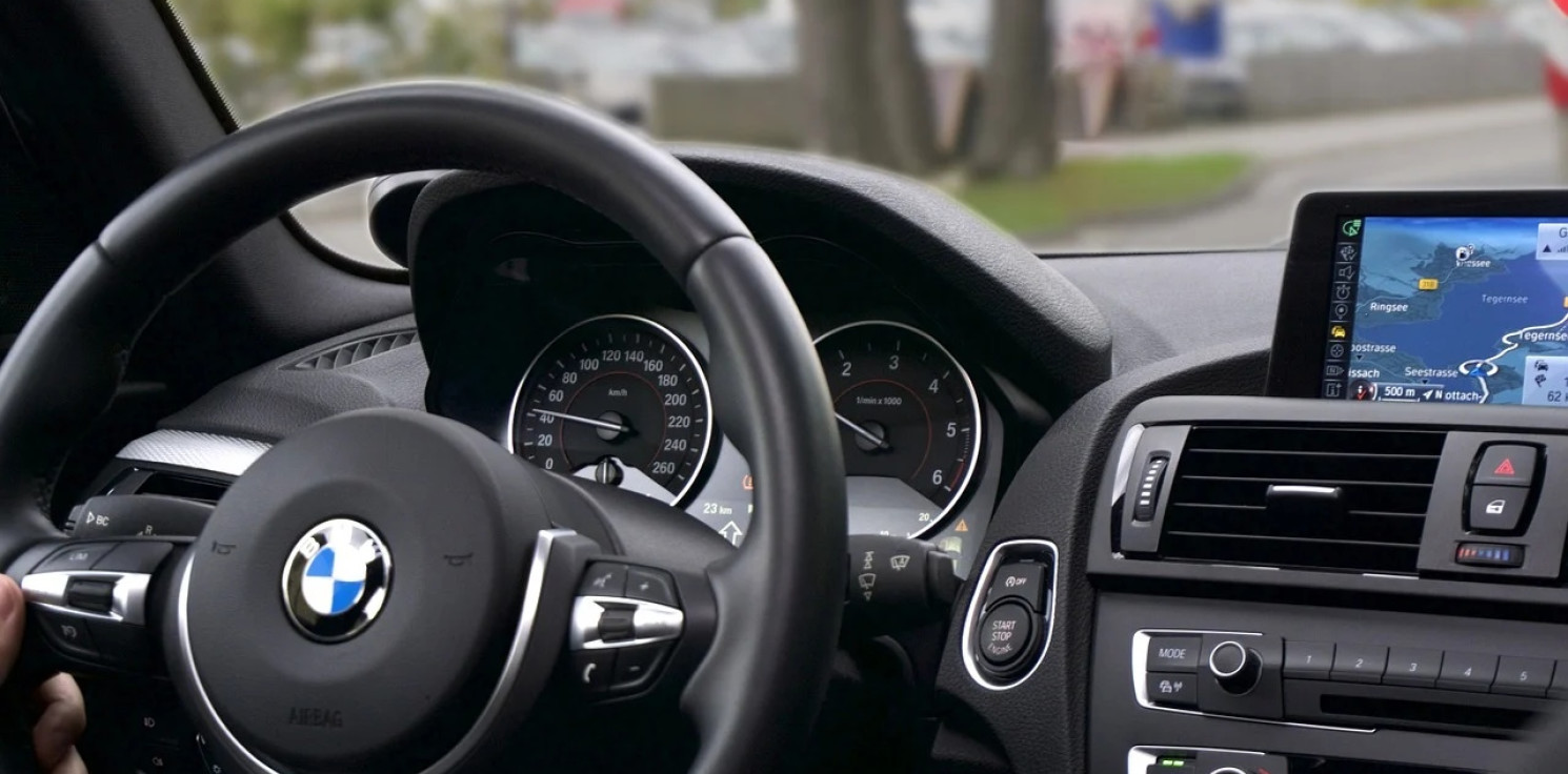 Złotniki Kuj. - Pędził BMW 120 km/h w terenie zabudowanym