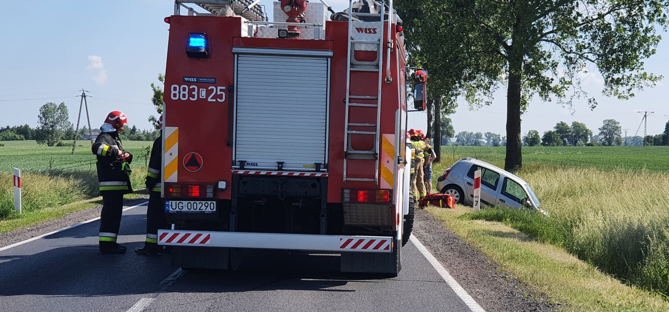 Region - Na drodze do Gniewkowa auto wpadło do rowu