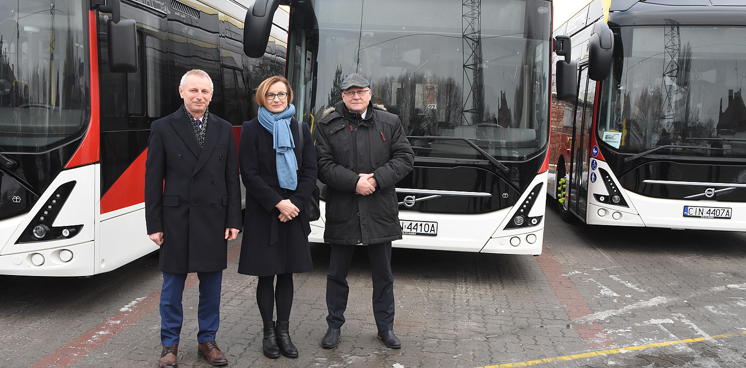 Inowrocław - Zaprezentowano nowe autobusy