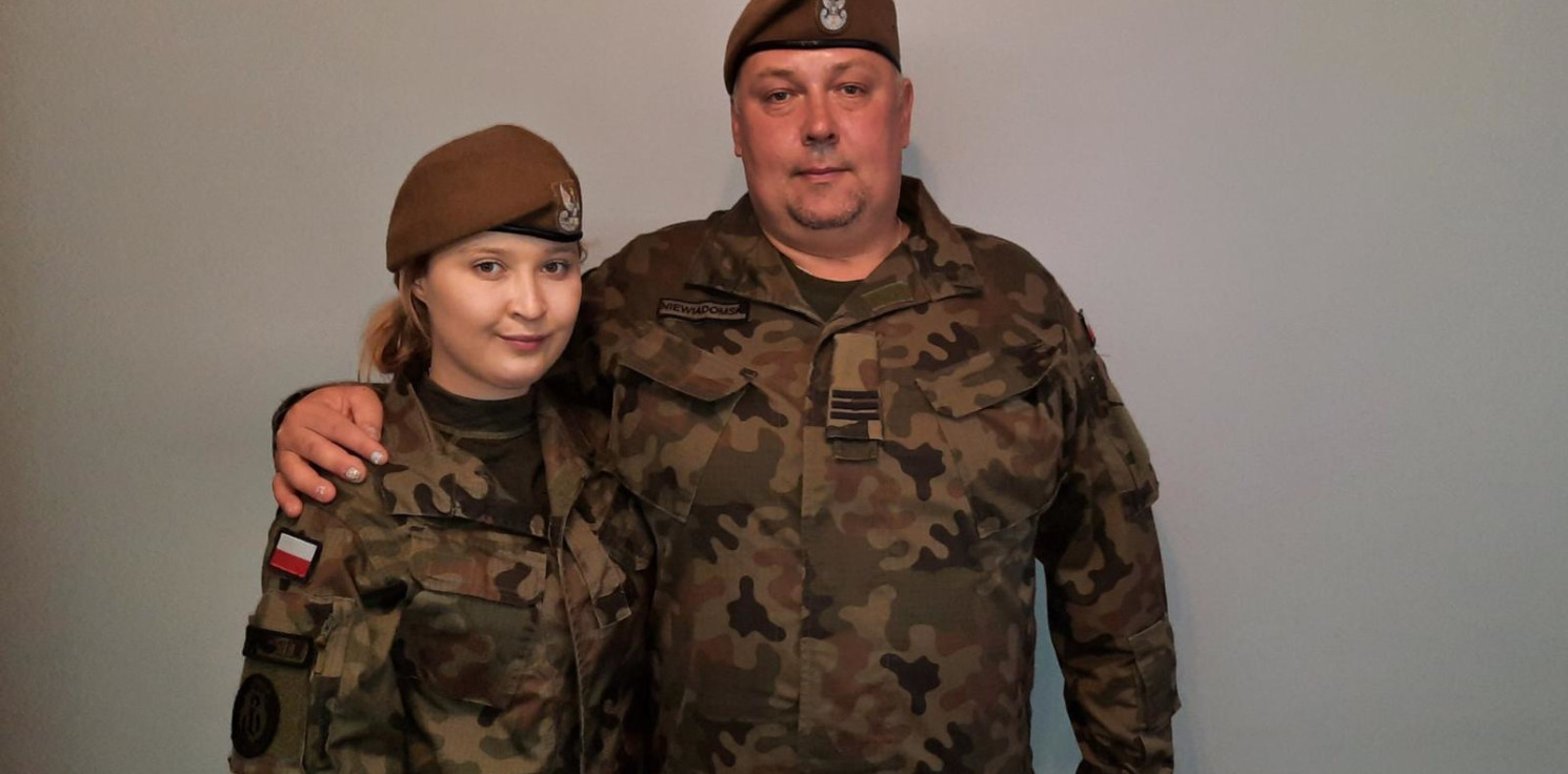 Inowrocław - Dzień Ojca. Tata i córka razem służą w WOT